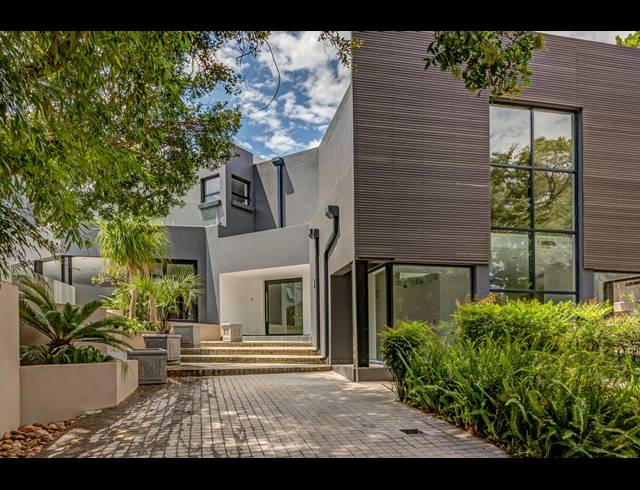 4 BEDROOM HOUSE FOR SALE IN DAINFERN GOLF ESTATE